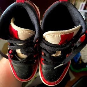 Nike Jordan 1 mid size 11C